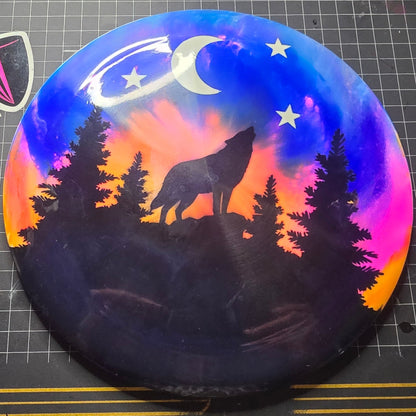 Disc Dye Stencil - Forest Wolf Design