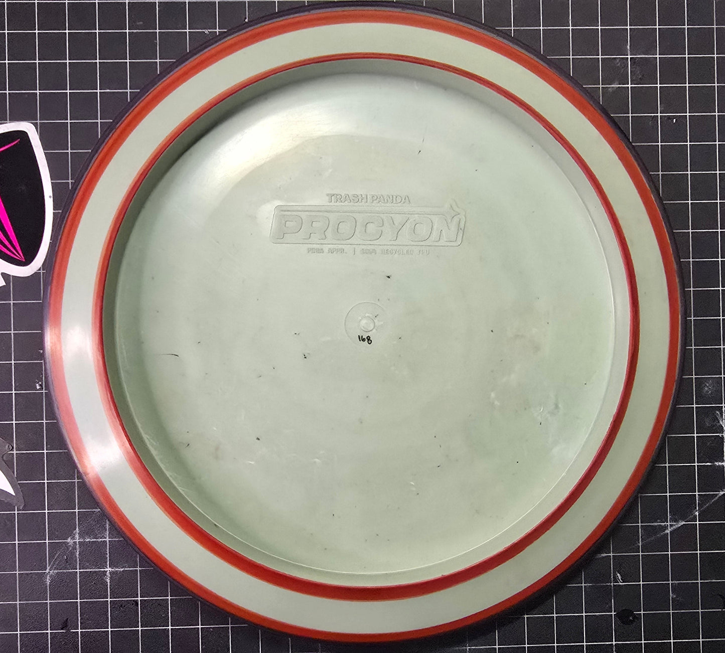 Trash Panda Procyon Distance Driver 11.5 | 4 | -1 | 2 – Recycled LEGO Disc with Cracked Design
